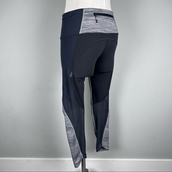 Like New-Lululemon Grey Striped Mesh Running Leggings with Zipper Pocket Size 8 - Picture 8 of 14